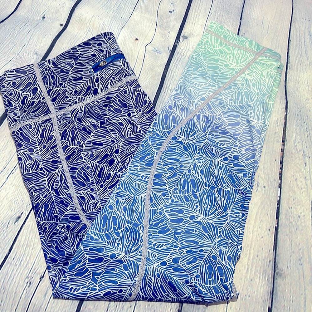 Vineyard Vines Ombre Monstera Performance Cropped Leggings (M)